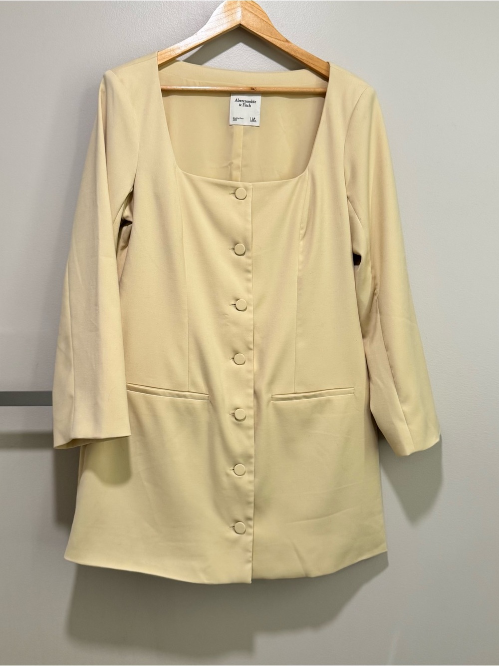 Abercrombie & Fitch Butter Yellow Square-Neck Button Front Long Sleeve Dress